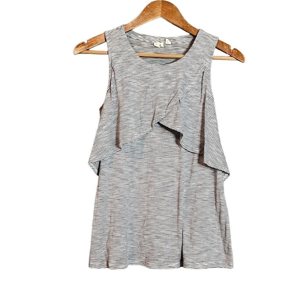 3 for $30! Gap striped tank top. Size xs‎